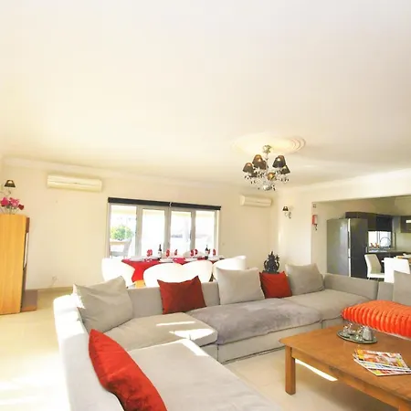 Buddha By Algarve Vacation * アルブフェイラ