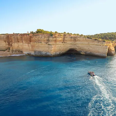 Buddha By Algarve Vacation * 阿尔布费拉