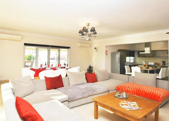 Buddha By Algarve Vacation 阿尔布费拉