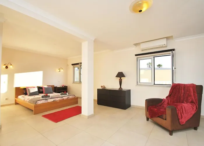 Buddha By Algarve Vacation